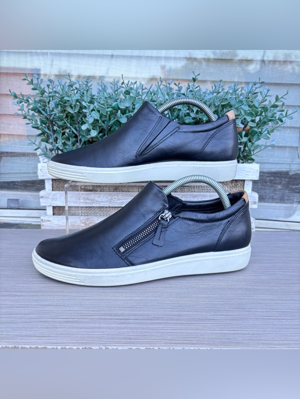 ECCO Soft 7 Slip-on Side Zip Sneakers
